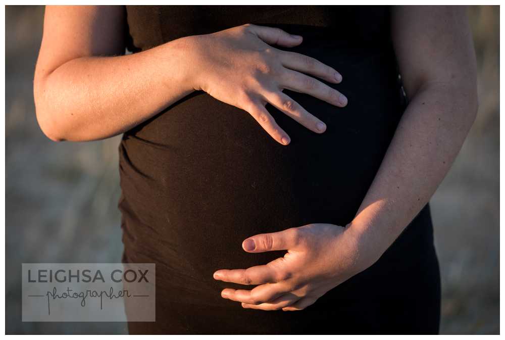 baby belly close up